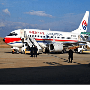 白塔航空物流航空快运业稳步发展的原因是什么？